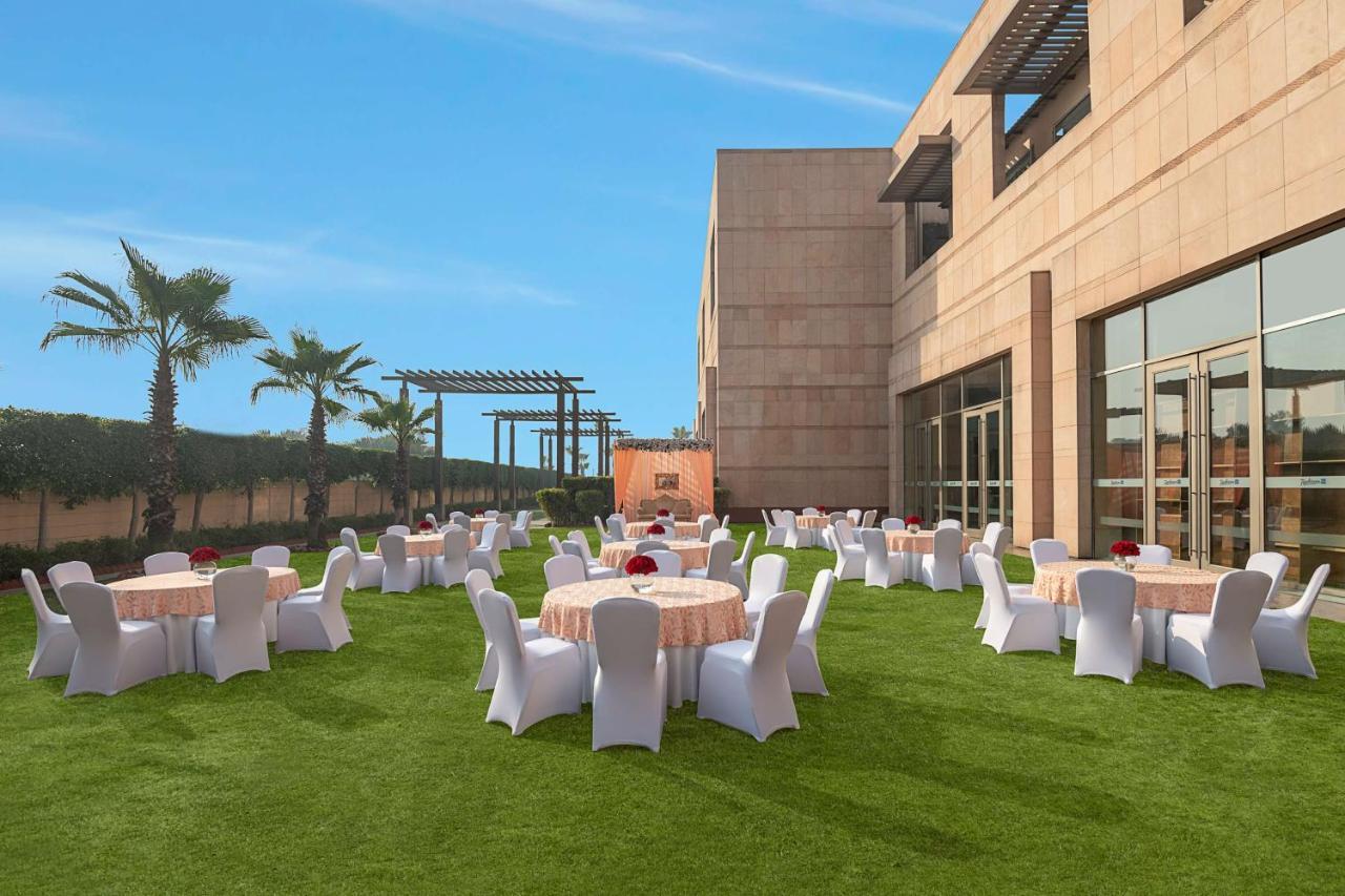 Radisson Blu Hotel Αμριτσάρ Εξωτερικό φωτογραφία The Westin, Gurgaon