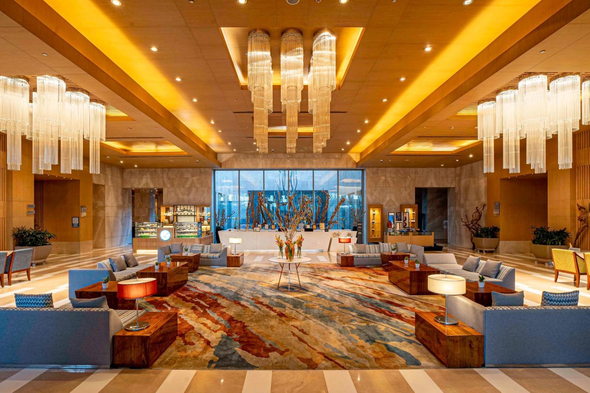 Radisson Blu Hotel Αμριτσάρ Εξωτερικό φωτογραφία Lobby