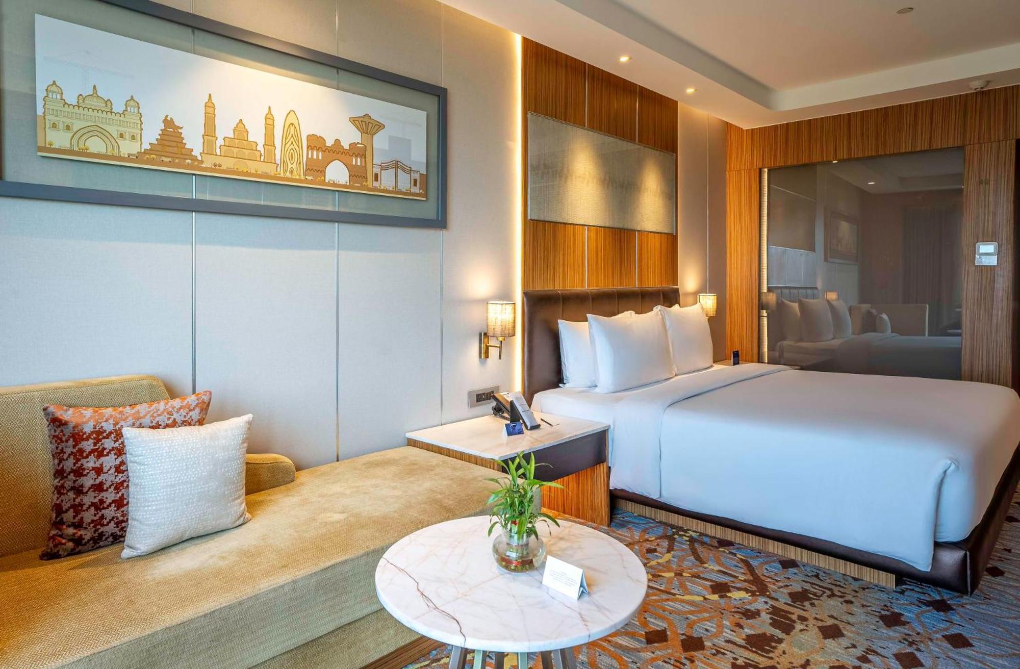 Radisson Blu Hotel Αμριτσάρ Εξωτερικό φωτογραφία Deluxe Room